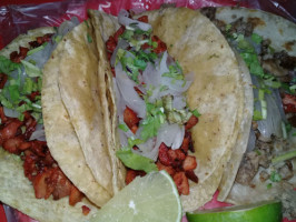Tacos El Deleite food