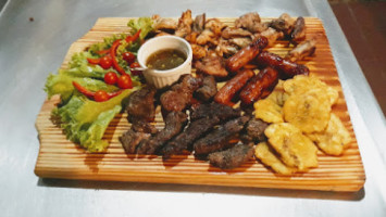 De Parrillada food