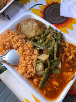 Guisos De Doña Botes food