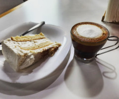 Cafe Cortáo food