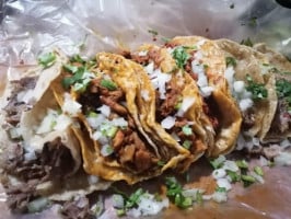 Tacos Los Güeros food