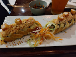 Sushi Campero food