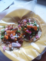 Tacos Los Arias food