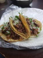 Tacos El Rápido outside