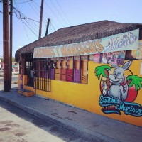 El Burro Sashimis, México outside