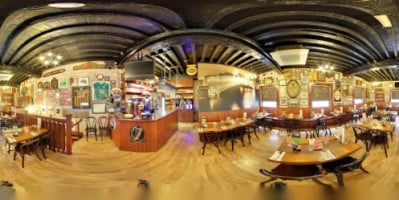 Old Mill Restaurant Bar, México inside