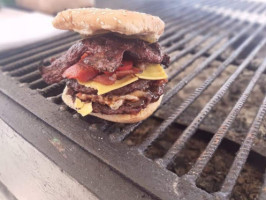 Bovino Burguers El Dorado food