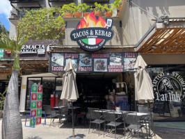 Taco Kebab Express Iranian Halal Restaurantes inside