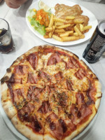 Pizzeria Trattoria Michelangelo food
