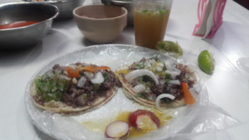Tacos De Cabeza El Comanche food
