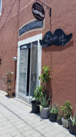 Bigote's Bakery, México outside