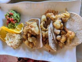 Mariscos Las Tres Islas food