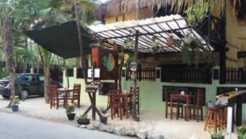 Las Palmas Maya Restaurant inside