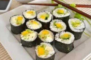 Saku Sushi food