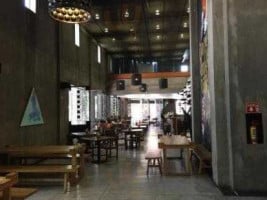 Cafe Benito/Sala Juarez inside