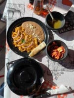 Pozole y Tacos Regios food