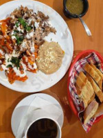 Lupos Cafe food
