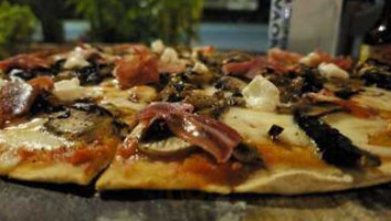 La Pasteria Pizza & Pasta food
