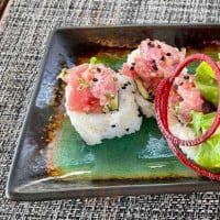 Zai Sushi Surf food