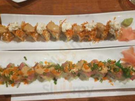 Sushi Itto inside