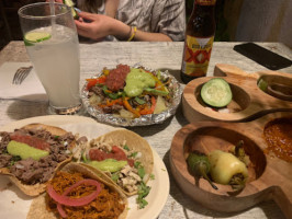 Tacos Y Papas, México food