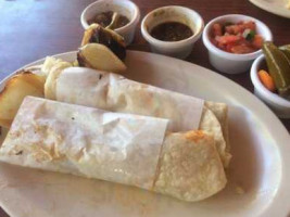 Las Burritas De Moyahua food