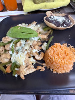 Delicias Mexicanas food
