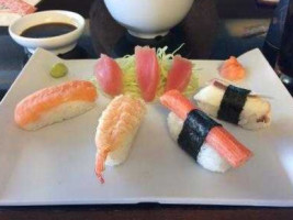 Pawa Sushi food