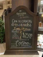 La Reforma Uno Cantina outside