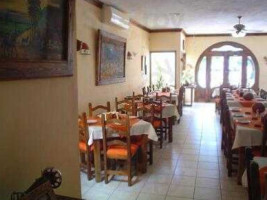 Restaurant Cantamayec inside