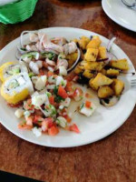 Los Mariscos De Chichí food