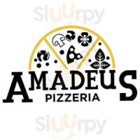 Amadeus Pizzera food