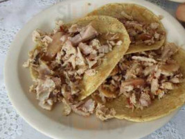 Lechon Pascualito food