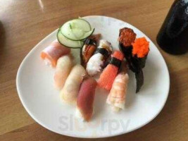 Sushi-Tai food