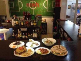 Nosh Restaurante + Bar food