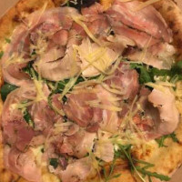 Signorina Pizzeria food
