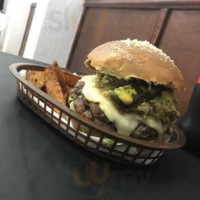 Bull's Burger food