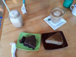 Brown Sugar, Café Entre Amigos food