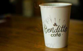 Benditto Café food