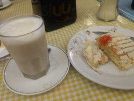 Cafe Parroquia food