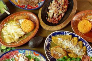 Al Sazón Mexicano food