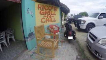 Rico's Grill n Chill outside
