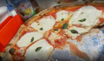 Pizzeria Italiana Napul'é food