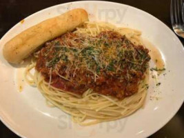 Italianni's food