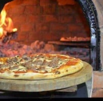 Da Ugo Pizzeria Italiana food