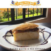 La Casa De Pedro Y Sara food