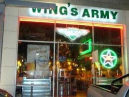 Wing's Army outside