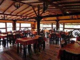 Restaurante Cabana Alegre inside