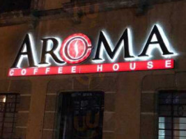 Aroma Coffee House food