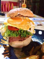 Monstruosas Burger food